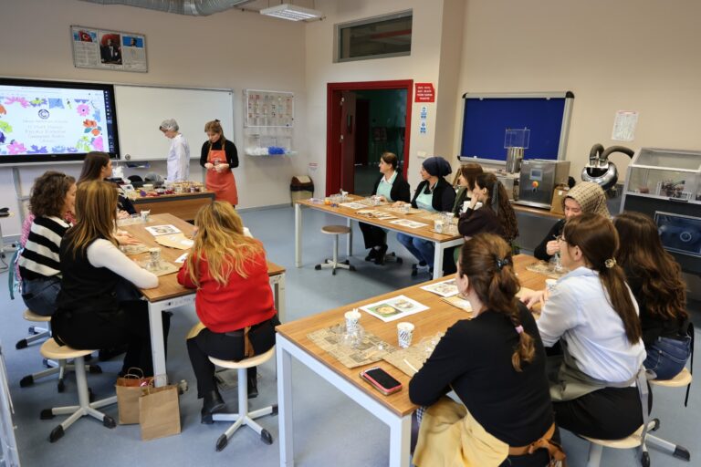 ÇOSB’den Kadınlar Günü’ne Özel Etkinlik