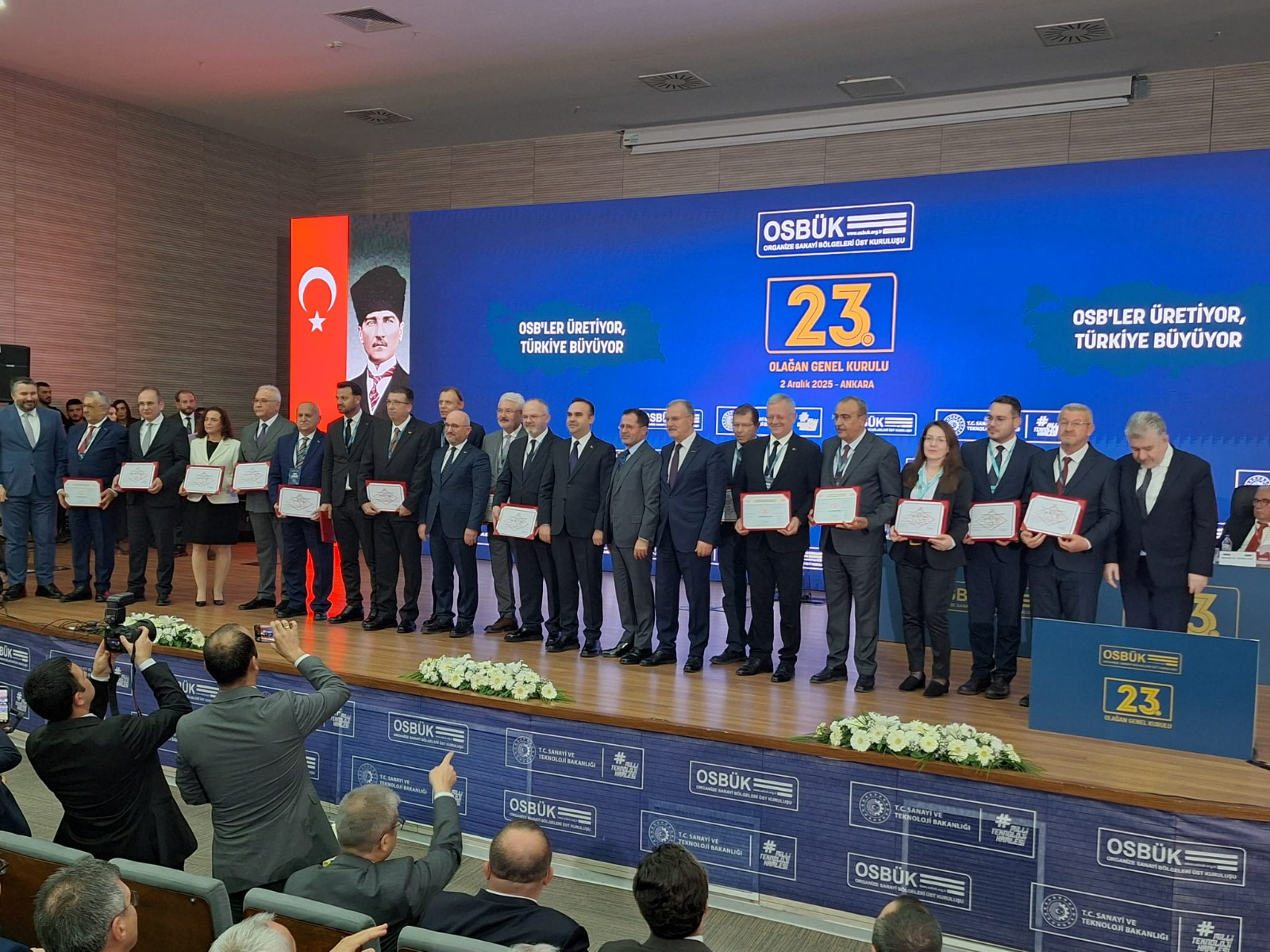 ÇOSB, Yeşil OSB Sertifikasını OSBÜK Genel Kurulu’nda Aldı