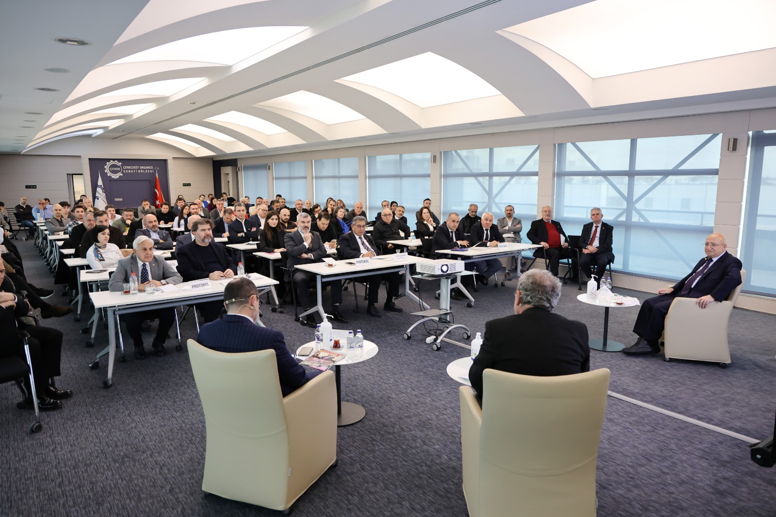 ÇOSB’de Ekonomi Zirvesi: 2026 Yılının Yol Haritası Çizildi