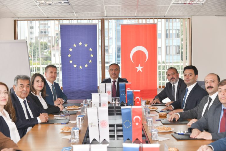 Batı Marmara Avrupa Dijital İnovasyon Merkezi Faaliyetlerine Başladı: Bölgesel Kalkınmaya Güçlü Destek