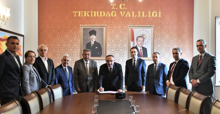 ÇOSB, Kapaklı Devlet Hastanesini Teslim Etti